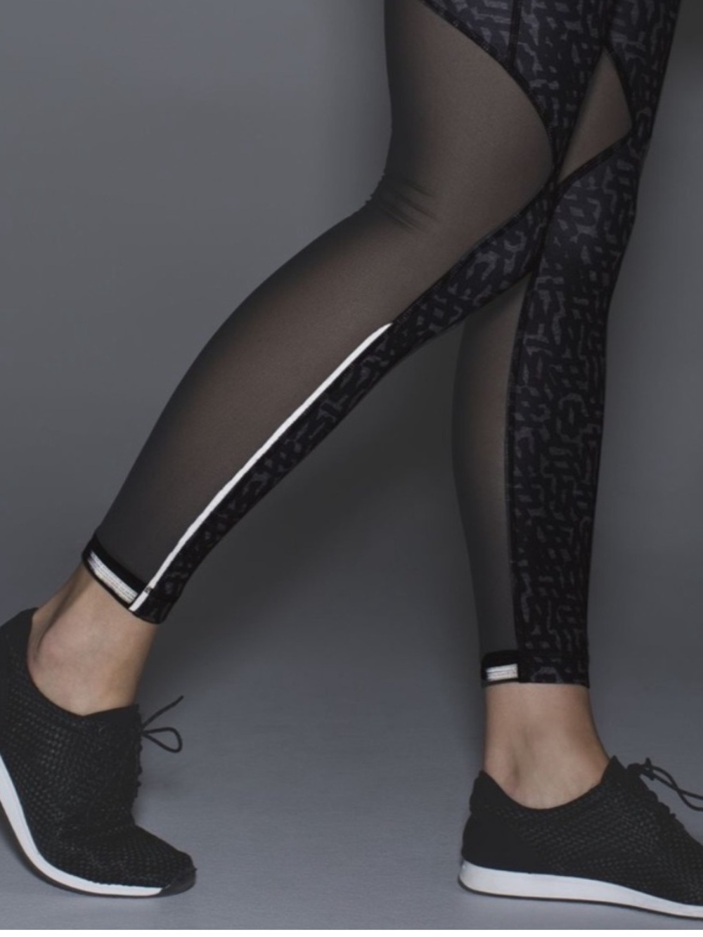 🍋 Lululemon Running In The City Legging 7/8 Length Mesh Luxtreme SZ 6 EUC